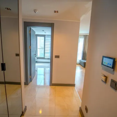 דירה Elegant 2 1 In Sisli Prime Location